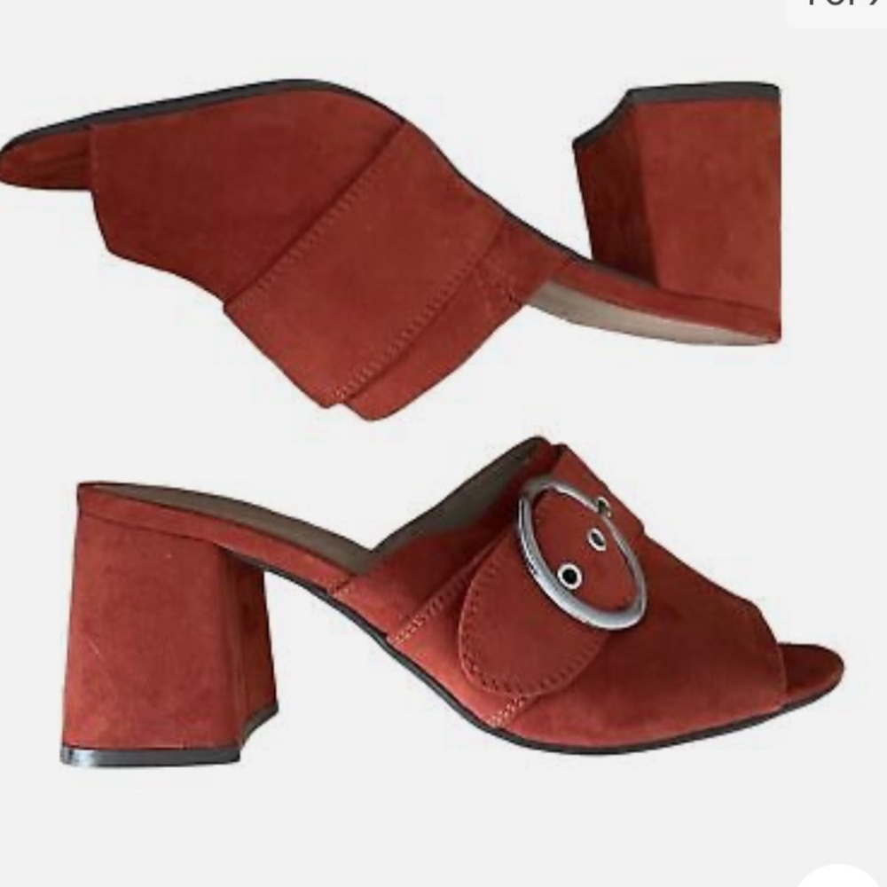 🔶Dress Barn Comfort Faux Suede Slide On Buckle Block Heels🔶  NWOT